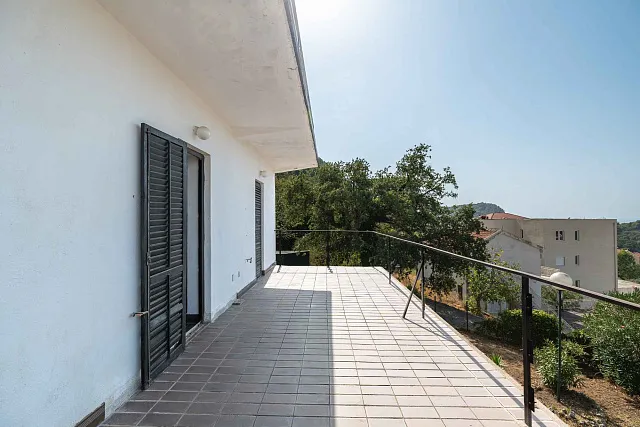 For sale house in Petrovac with a sea view — photo 42